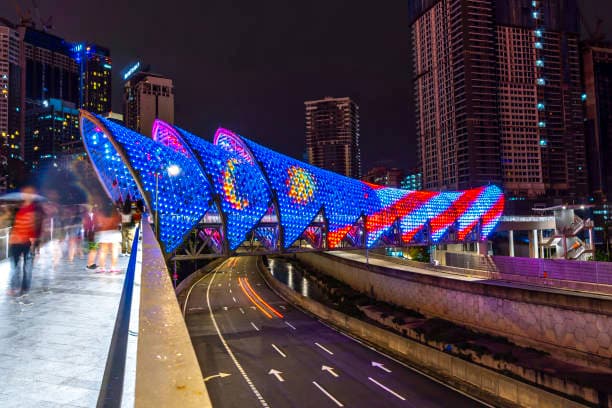 The Saloma Link Bridge