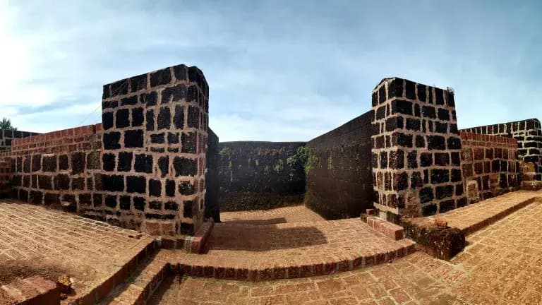 Chandragiri Fort