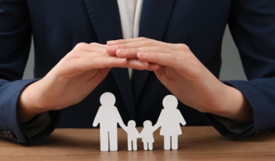 <p><strong>Travel Insurance</strong></p>